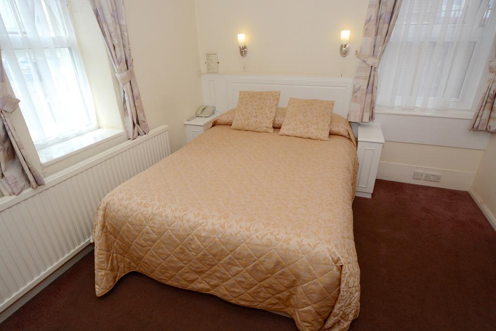 Arlington Hotel Bournemouth Habitación foto
